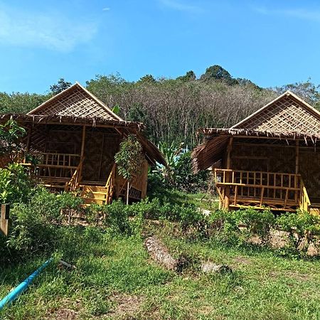 Baanchomjan Kohyaoyai Apartment Ban Nai Wat Екстериор снимка
