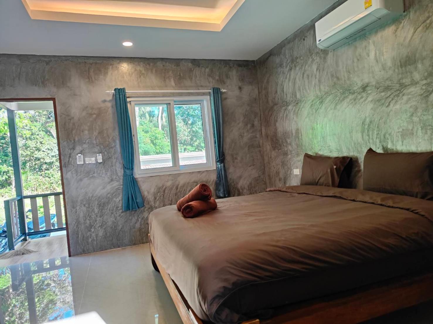 Baanchomjan Kohyaoyai Apartment Ban Nai Wat Екстериор снимка